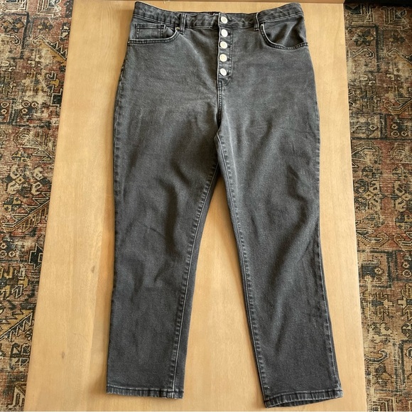 Urban Outfitters BDG Girlfriend High Rise Button Fly Jeans - Picture 3 of 12